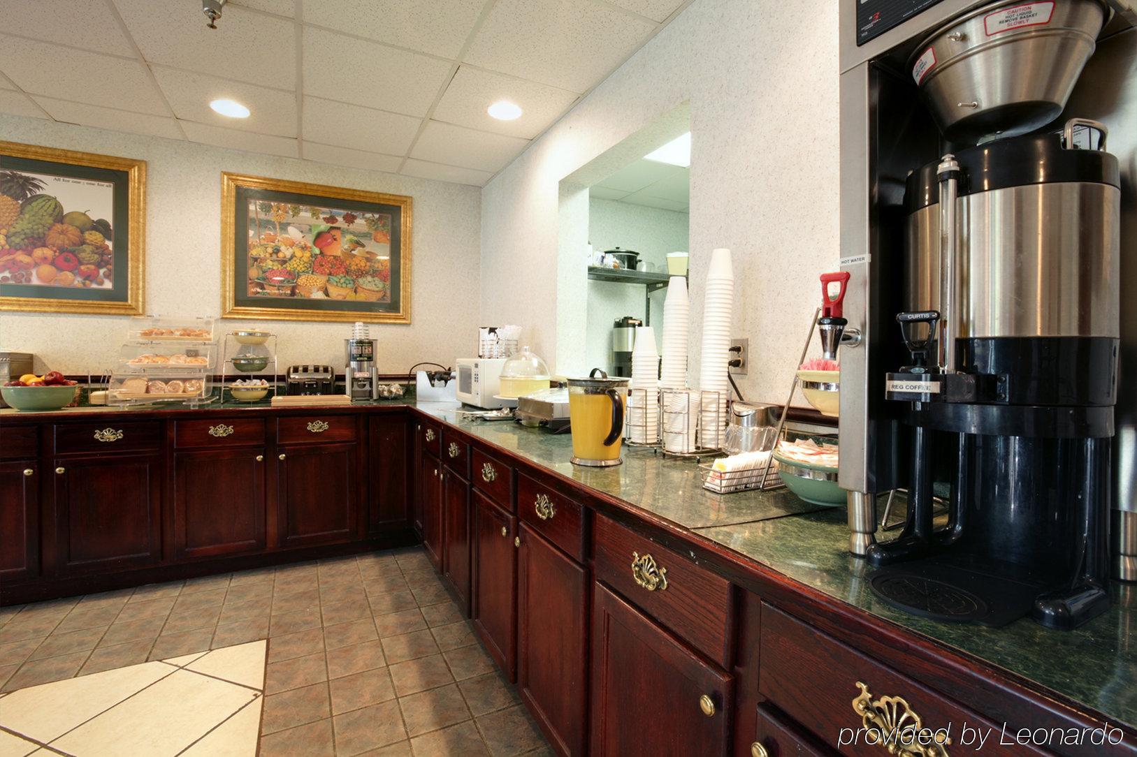 Lexington Suites Of Jonesboro Restaurante foto